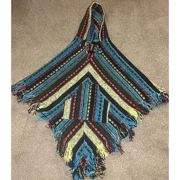 Handwoven Nepal Fringe Poncho Unisex Design Front Pocket Pointed Hooded One Size - Picture 8 of 13